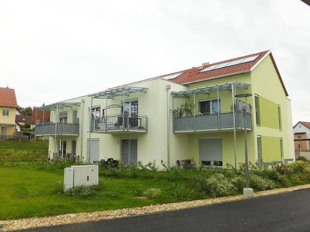 Traumhafte 4 Zimmer Maisonette Wohnung mit Garten, Terrasse und Carportparkplatz geförderte Miete ODER geförderte Miete mit Kaufoption 4 Zimmer