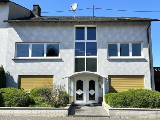 Traumhafte 4 Zimmer Whg im Dachgeschoß