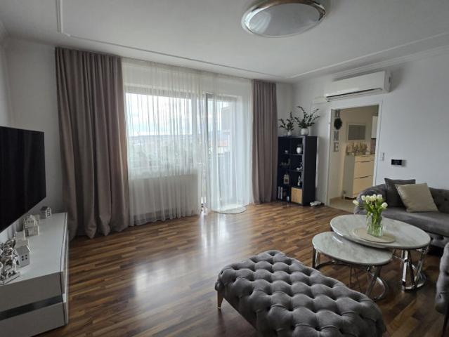Traumhafte 4 Zimmer Wohnung in Neudörfl: Vollrenoviert mit Balkon