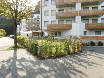 Traumhafte 4 Zimmer Wohnung mit 2 Terrassen sowie Paketanlage und Services