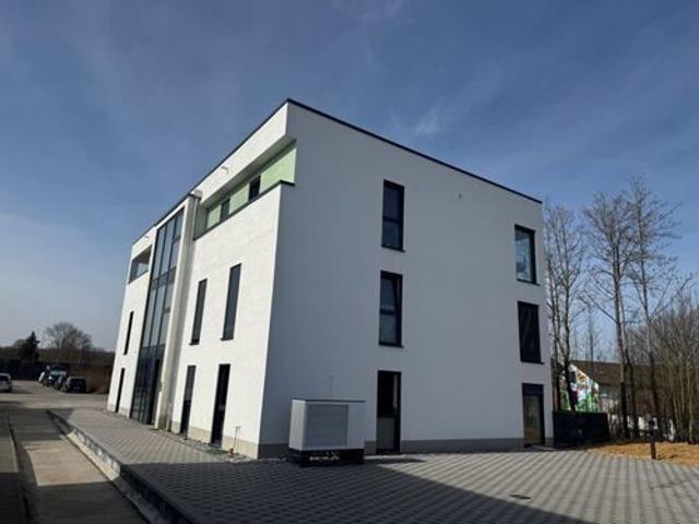 Traumhafte 5 Zimmer Maisonette im Quartier Süd mit EBK mit Kücheninsel