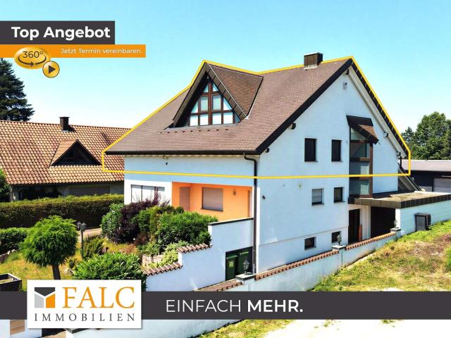 Traumhafte 5 Zimmer Maisonette Wohnung mit offener Galerie und 2 Stellplätzen! FALC Immobilien