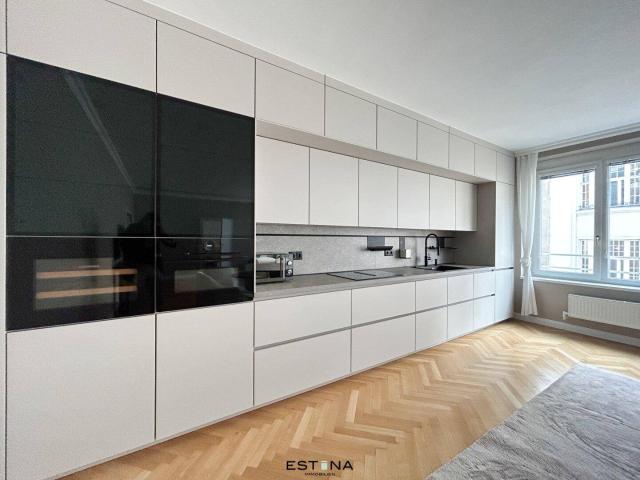 Traumhaftes 5 Zimmer Apartment nahe Schloss Belvedere | Ganze Etage