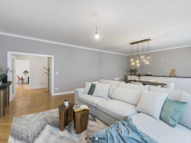 Traumhaftes 5 Zimmer Apartment nahe Schloss Belvedere | Ganze Etage