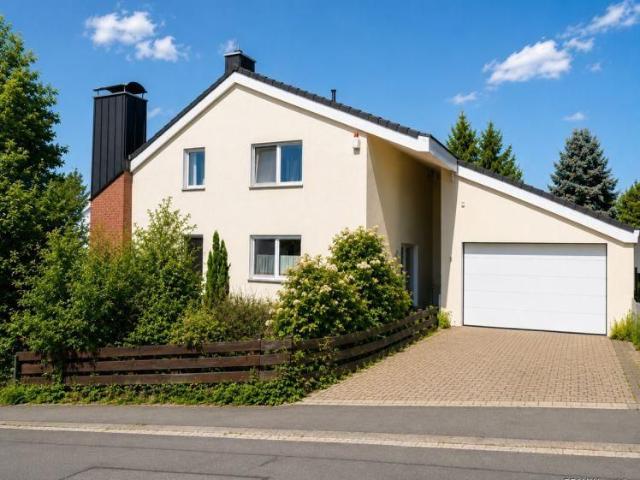 Traumhaftes 1 2 Familienhaus Exklusives Wohnen in Herzogenaurach