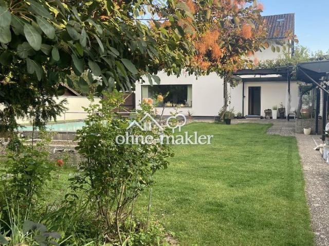 Traumhaftes Zweifamilienhaus mit Garten, Waldblick, Pool, Sauna & Mieteinnahmen