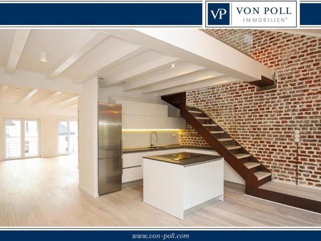 Traumhaftes Dachgeschoss Loft mit offener Galerie und Einbauküche