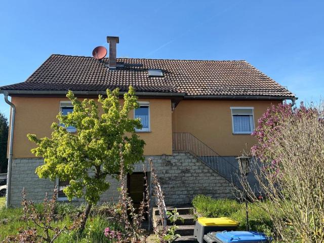Traumhaftes Einfamilienhaus EFH in bester Lage OT Großenlupnitz