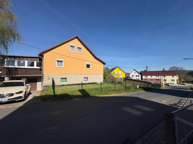 Traumhaftes Einfamilienhaus EFH in bester Lage OT Großenlupnitz