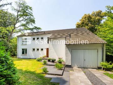 Traumhaftes Einfamilienhaus im Kölner Süden: Historischer Charme trifft auf modernen Wohnkomfort!