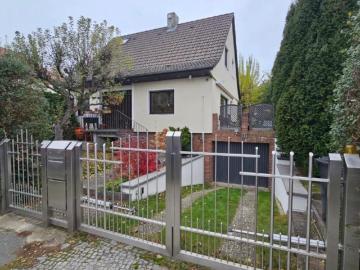 Traumhaftes Einfamilienhaus in Lichtenrade Provisionsfrei Einfamilienhaus Berlin