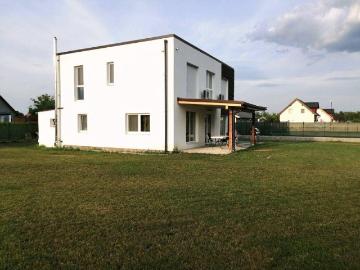Traumhaftes Einfamilienhaus in Sommerein – Ihr neues Zuhause wartet!