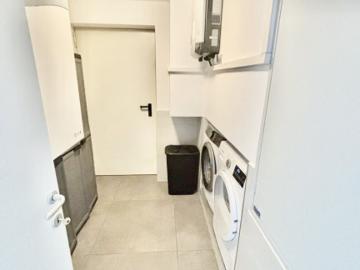 Traumhaftes Einfamilienhaus in Stockerau: 5 Zimmer, Garten, Terrasse, Pool und Garage!