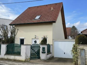 Neuer Preis! Traumhaftes Einfamilienhaus in Wien: 4 Zimmer, Garten, Terrasse & Garage!