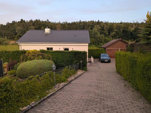 Traumhaftes Einfamilienhaus mit Weitblick & Riesen Garten