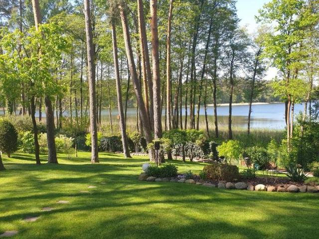 Traumhaftes Ferienhaus am See auf 1250qm Grund 45 Min von Berlin