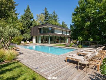 Traumhaftes Gartenparadies in Maurer – Bestlage
