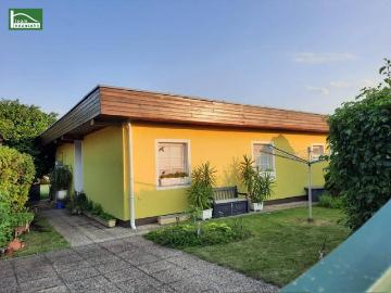 Traumhaftes Haus in Trausdorf Feriensiedlung I: 3 Zimmer, überdachte Terrasse, Pool & Stellplätze für nur 209.000 €!