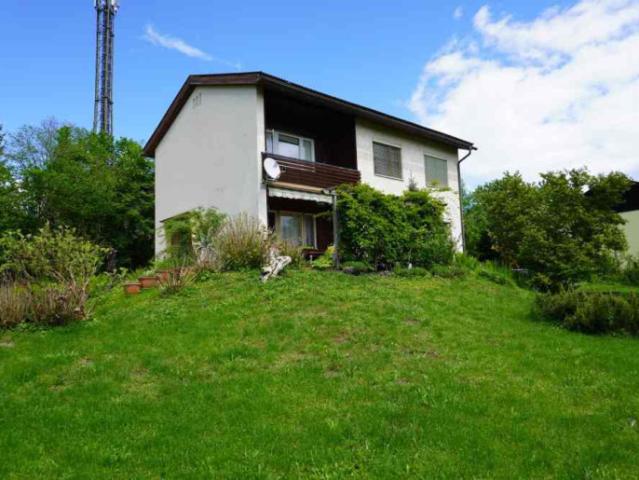 Traumhaftes, kernsaniertes Einfamilienhaus in Wölfnitz: Energieeffizienz trifft zeitlosen Charme