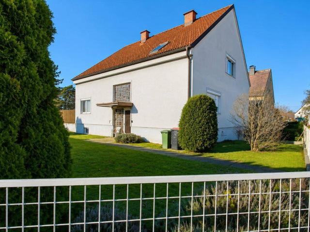 Traumhaftes Mehrfamilienhaus in Petronell Carnuntum – Ihr neues Zuhause wartet!