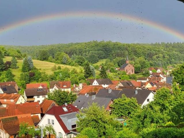 Traumhaftes Potenzial auf dem „Dach des Spessarts“: Massivbau Pro