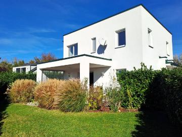 Haus zum Verkauf in 7201