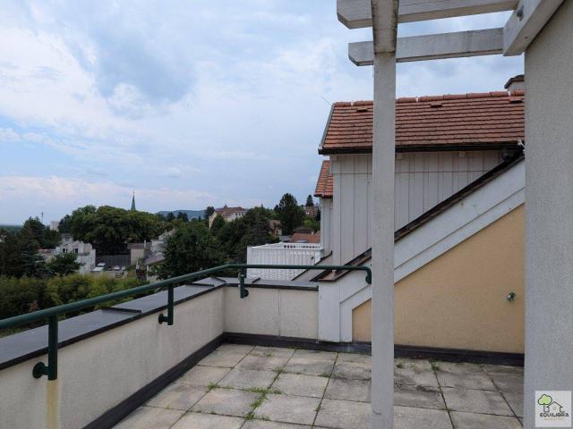 Traumhafter Ausblick Großzügige Terrassenwohnung mit Fernblick