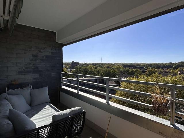Traumhafter Ausblick! Moderne, top geschnittene 3 Zimmer Wohnung in Uni Nähe