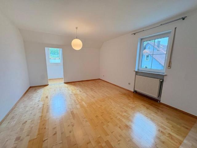 Traumhafter Blick! 3 Zimmer Wohnung auf zwei Ebenen