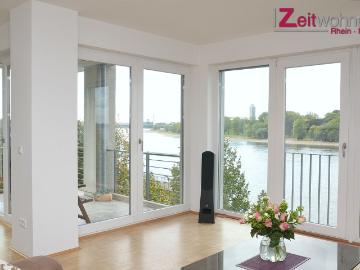 Traumhafter Blick moderne Wohnung in direkter Rheinlage