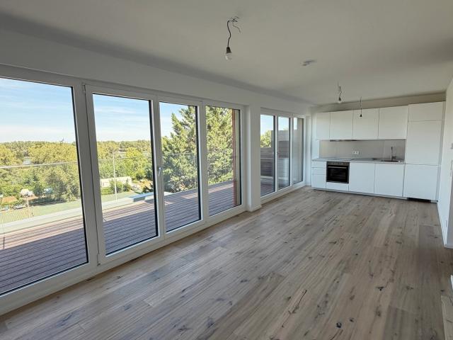 Traumhafter Donau Blick – Moderne 2 Zimmer Wohnung mit großer Terrasse Provisionsfrei