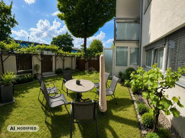TRAUMHAFTER GARTEN MIT SÜD TERRASSE UND ZENTRALER LAGE