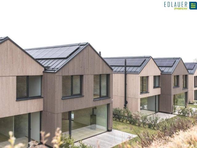 Traumhafter Neubau mit atemberaubender Aussicht!