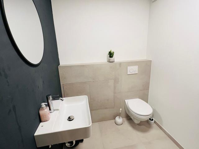 Traumhaus | 7 Beds | 5 Room | Wifi | 3 Parking
