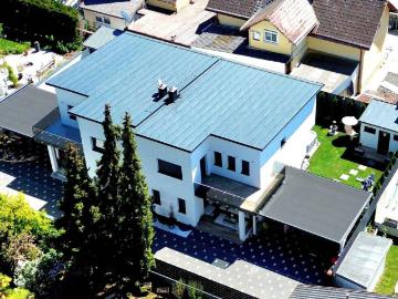 TRAUMHAUS GEFUNDEN! Neuwertige Doppelhaushälfte mit 4 Zimmern und vielen Freiflächen in TOP Lage in Berndorf zu verkaufen!