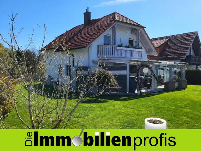 Traumhaus für ALLE in herrlicher Lage am Hofer Stadtrand