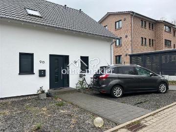 Traumhaus für Familien: DHH mit Sonnengarten in Büchen – KfW 55, A+, vor den Toren Hamburgs
