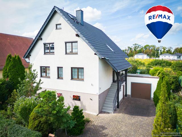 Traumhaus mit Pool, Sauna & Dachterrasse in Top Lage – viel Platz für die Familie