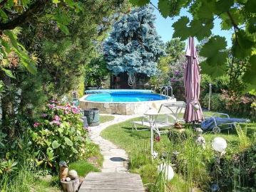 Traumhaus mit Pool & Sauna Ihr Familienidyll in Stuttgart Steinhaldenfeld
