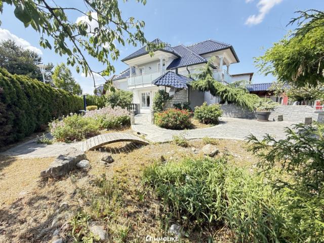Traumhaus mit Salzwasserpool, Wellnesskeller & märchenhaftem Gartenparadies | 245 m² Nutzfläche