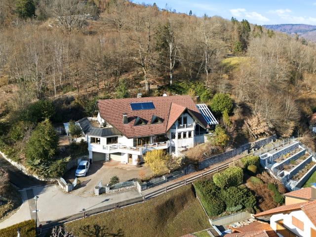 Traumhaus mit Weitblick – Einfamilienhaus mit Indoor Pool, Kamin und großzügigem Grundstück
