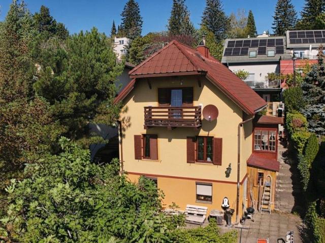 Traumlage am Bierhäuselberg! Panoramablick Wienerwald, großzügiger Garten und Schnellbahn Anbindung