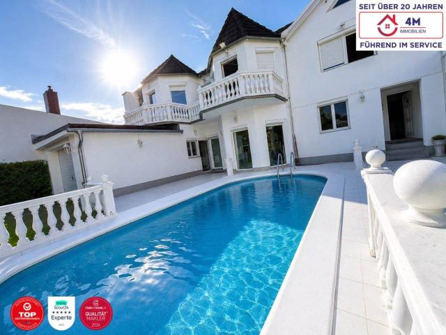 Traumvilla mit Pool, Garten & 7 Zimmern in Strasshof – Ihr neues Zuhause wartet!