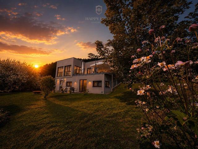 #Traumvilla in absoluter Ruhelage mit Fernsicht und 2.000m² Grund. wenige Minuten von Graz !#