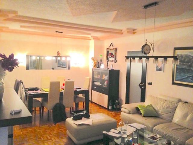 Traumwohnung im EG in Wels mit Gartenfeeling, Loggia & Tiefgarage, sofort einziehen & wohlfühlen!