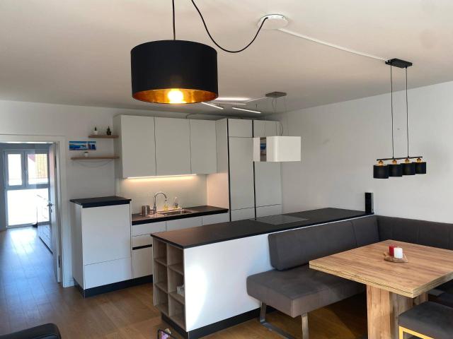Traumwohnung mit großem Balkon für Paare oder Singles Klimaanlage direkt an der Donauinsel