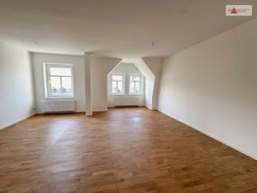 Traumwohnung mit großem Balkon und 2 Bädern