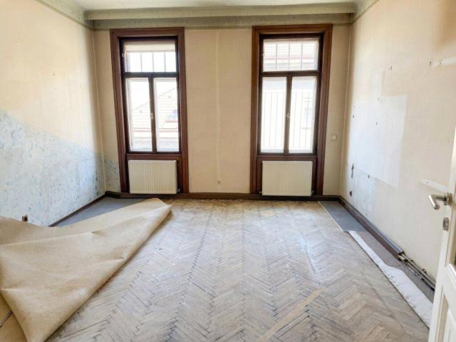 Traumwohnung zum Sanieren seltene Gelegenheit beim Tandlerplatz