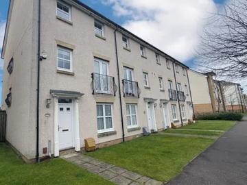 Travelodge Glasgow Braehead, 150 King's Inch Road, Renfrew, PA4 8XQ, United Kingdom | 4 bed townhouse for rent #166296176 | Rentberry