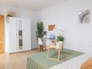Travesía Oriente, Getafe, Community of Madrid 28901
